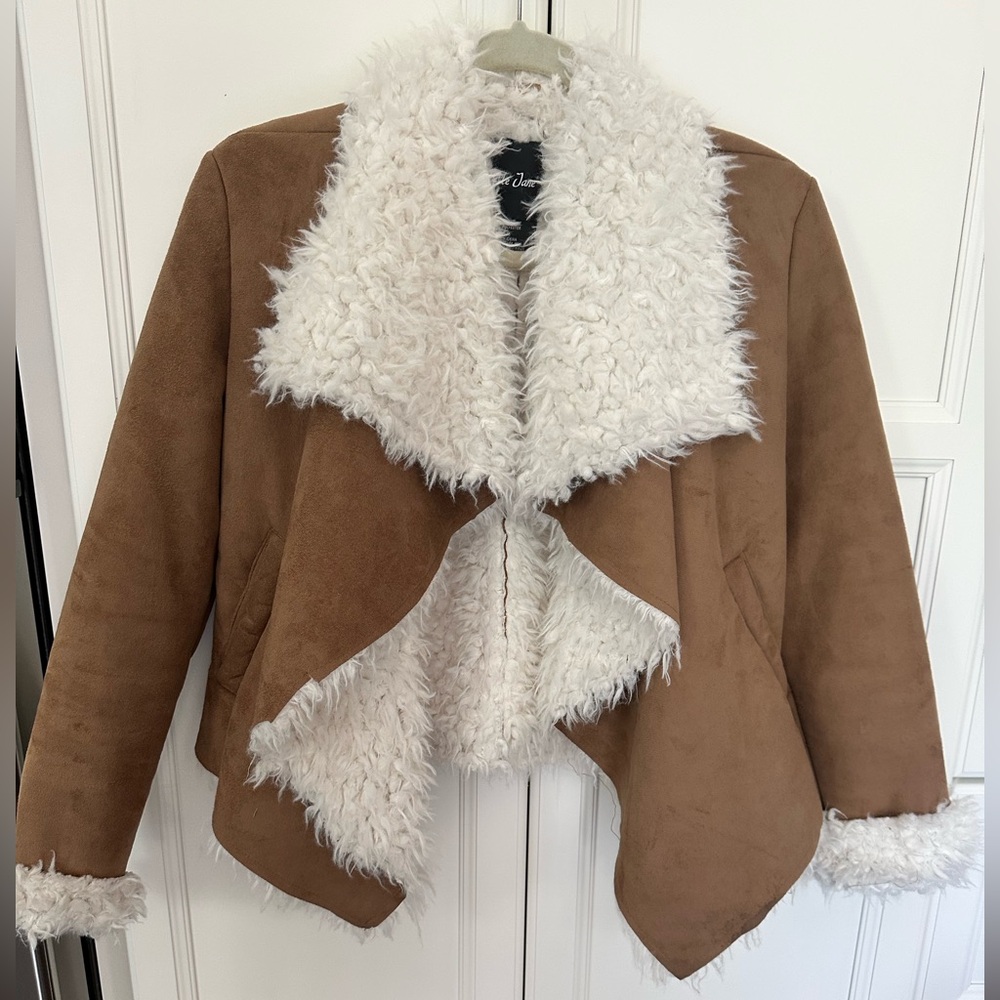 Me Jane Women's Tan and Cream Shearling Faux Jacket, Size Small